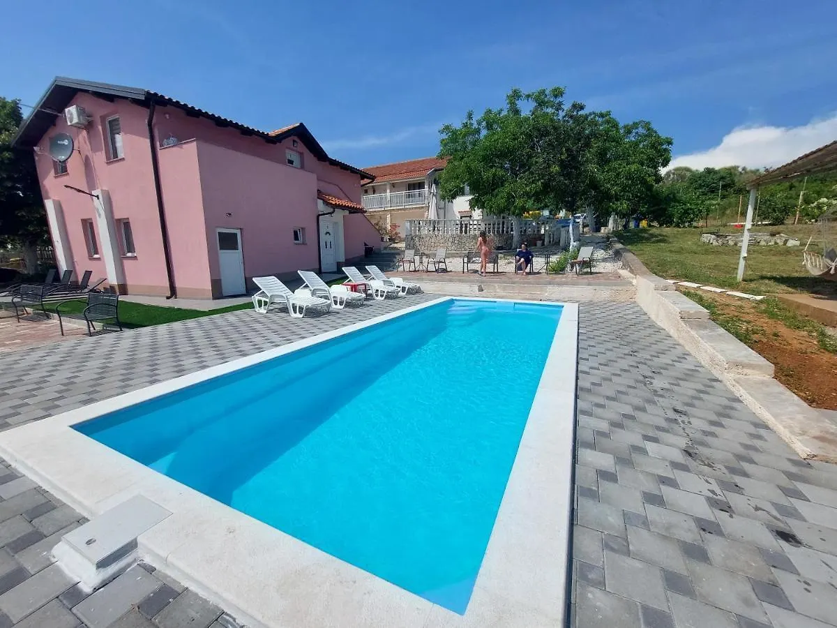 Villa Vila Neyra Pula
